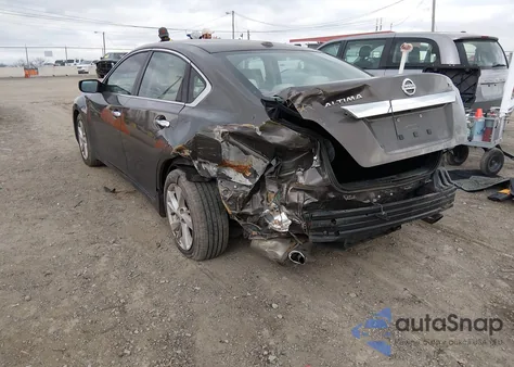 2015 Nissan Altima 2.5 Sv z USA, uszkodzony, nr VIN 1N4AL3APXFC222888